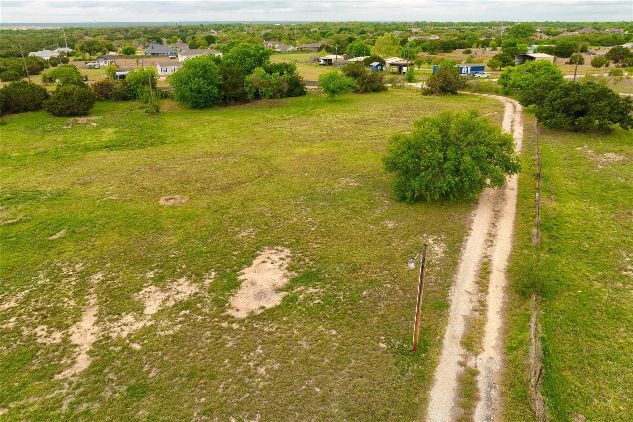 1301 Live Oak Trl, Liberty Hill, TX 78642
