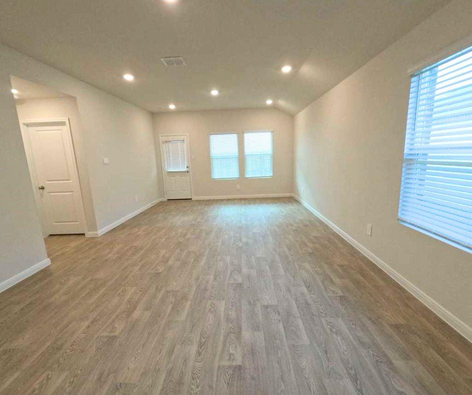 424 NEW ALBANY Ln, San Marcos, TX 78666