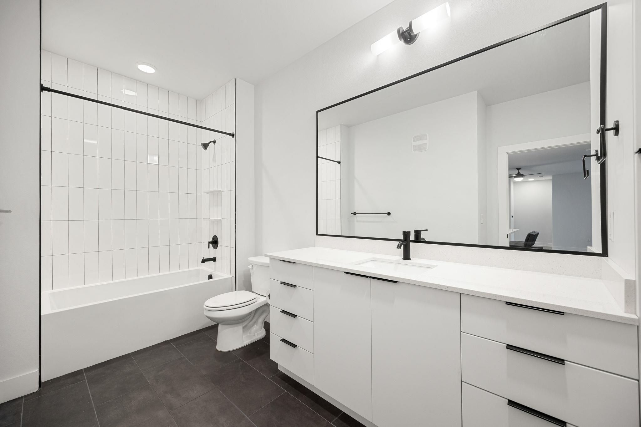 2220 Webberville Rd # 207, Austin, TX 78702