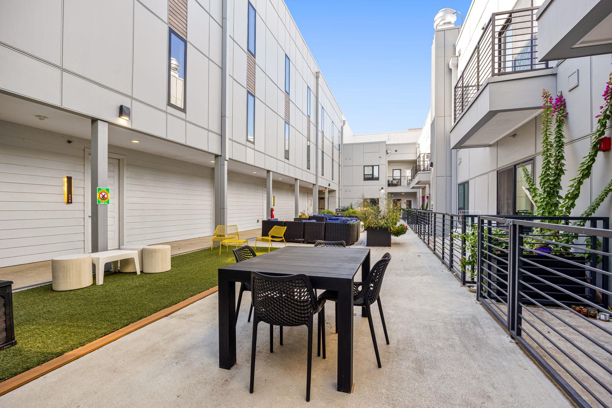 2220 Webberville Rd # 207, Austin, TX 78702