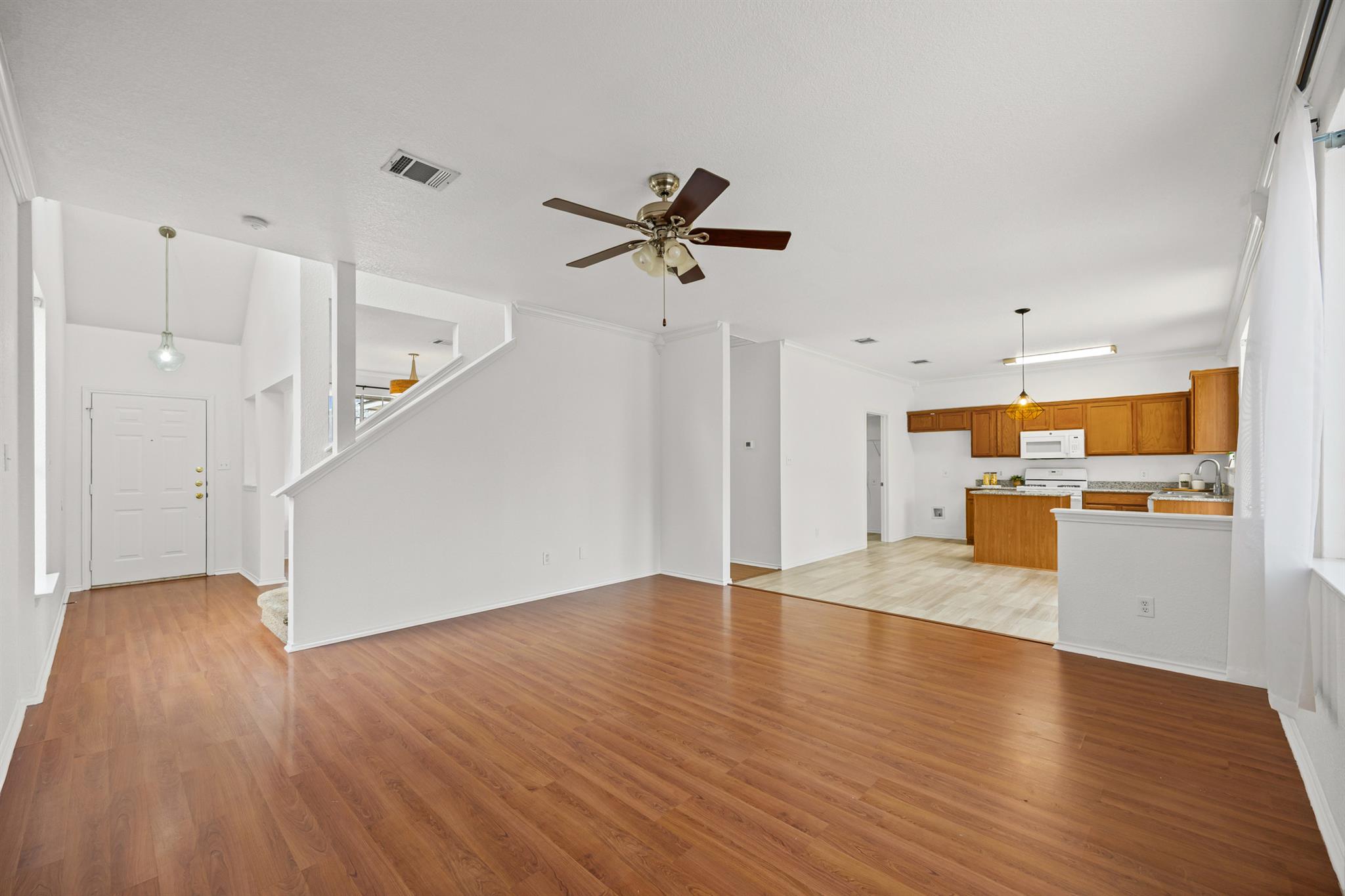 3514 Rock Shelf Ln, Round Rock, TX 78681