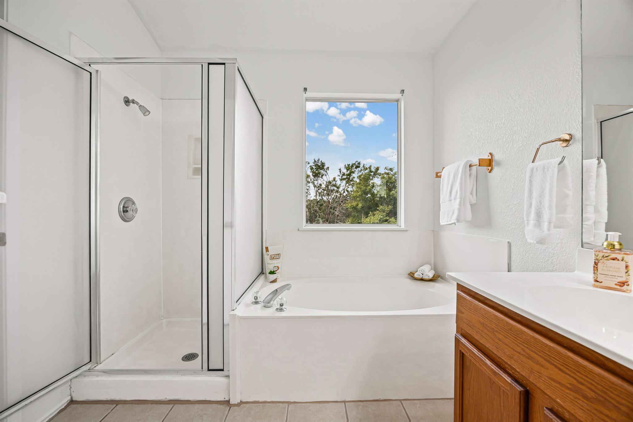 3514 Rock Shelf Ln, Round Rock, TX 78681