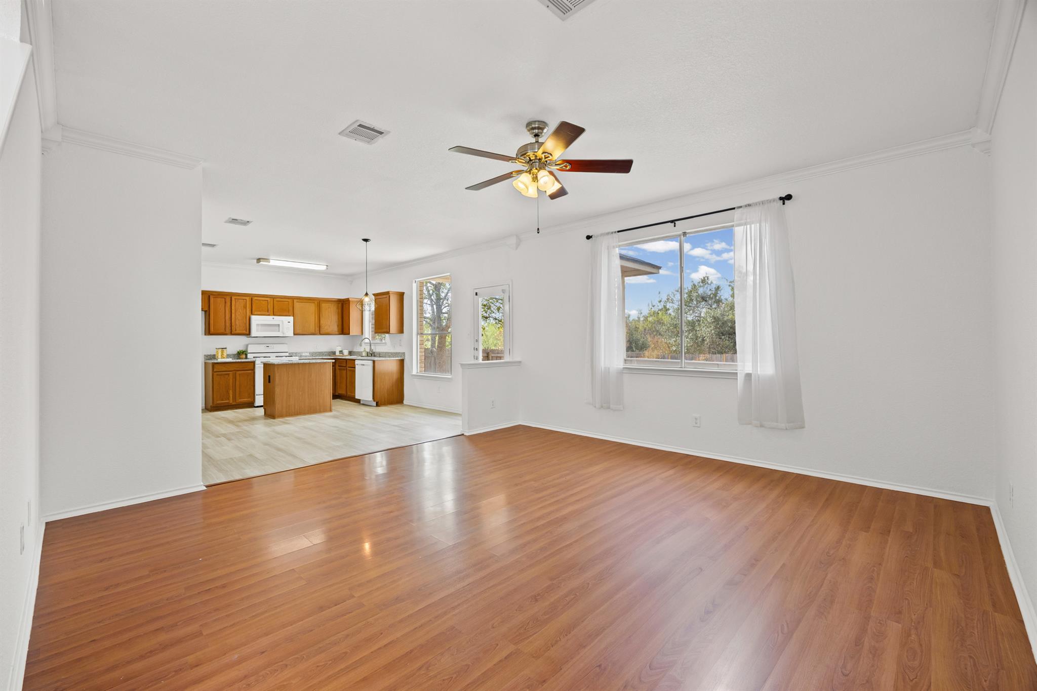 3514 Rock Shelf Ln, Round Rock, TX 78681