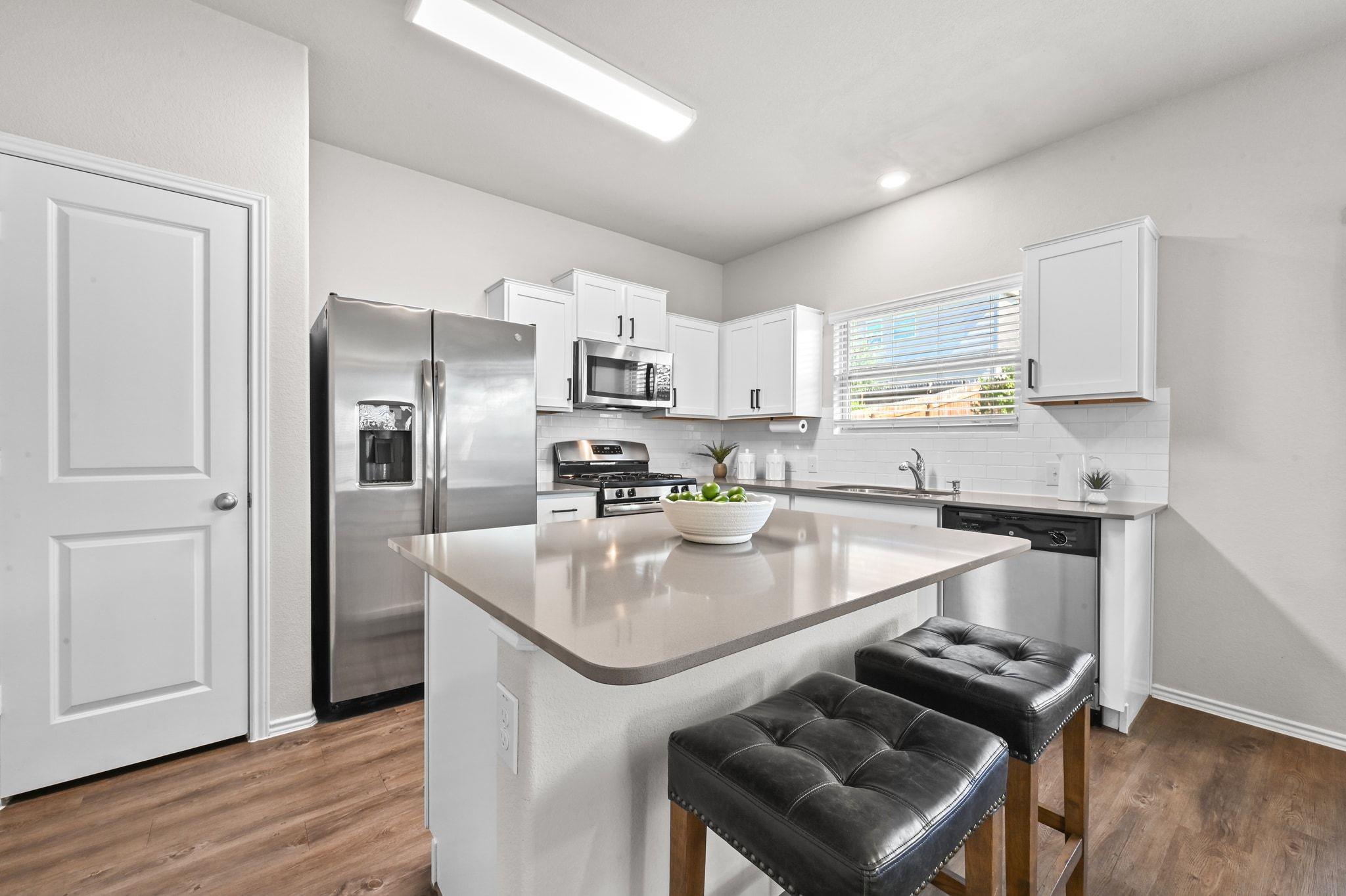 10805 Dimitrios Dr, Austin, TX 78747