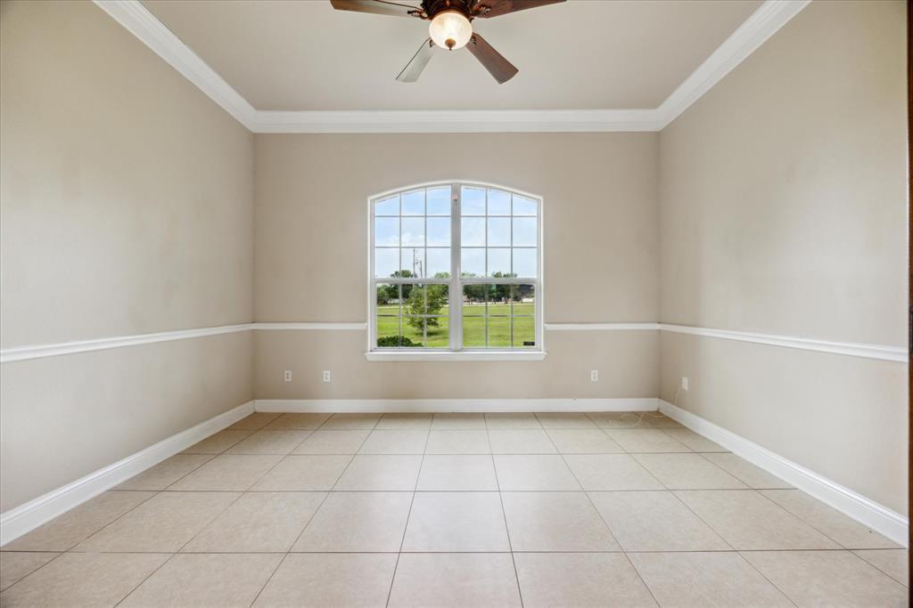 144 Escondido Dr, Del Valle, TX 78617