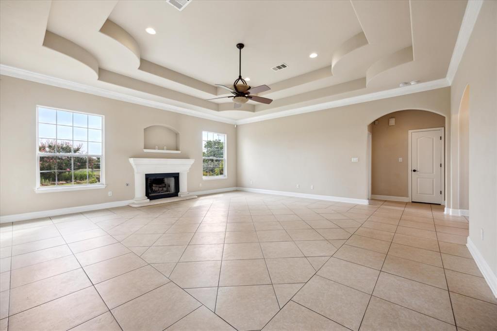 144 Escondido Dr, Del Valle, TX 78617