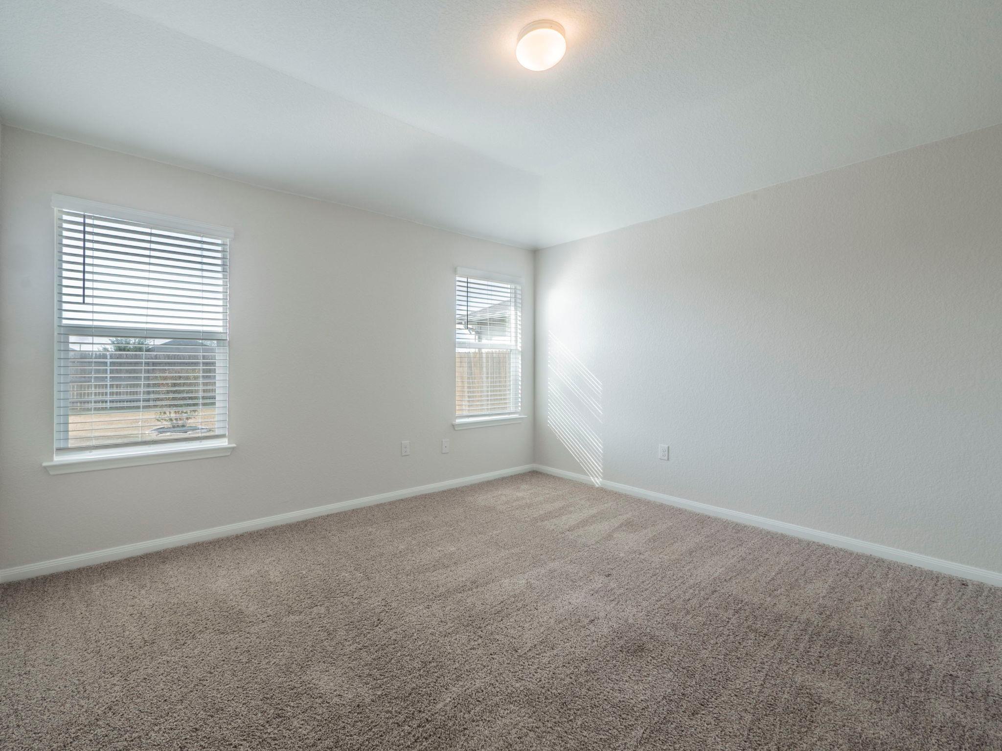 508 Marimoor Dr, Hutto, TX 78634