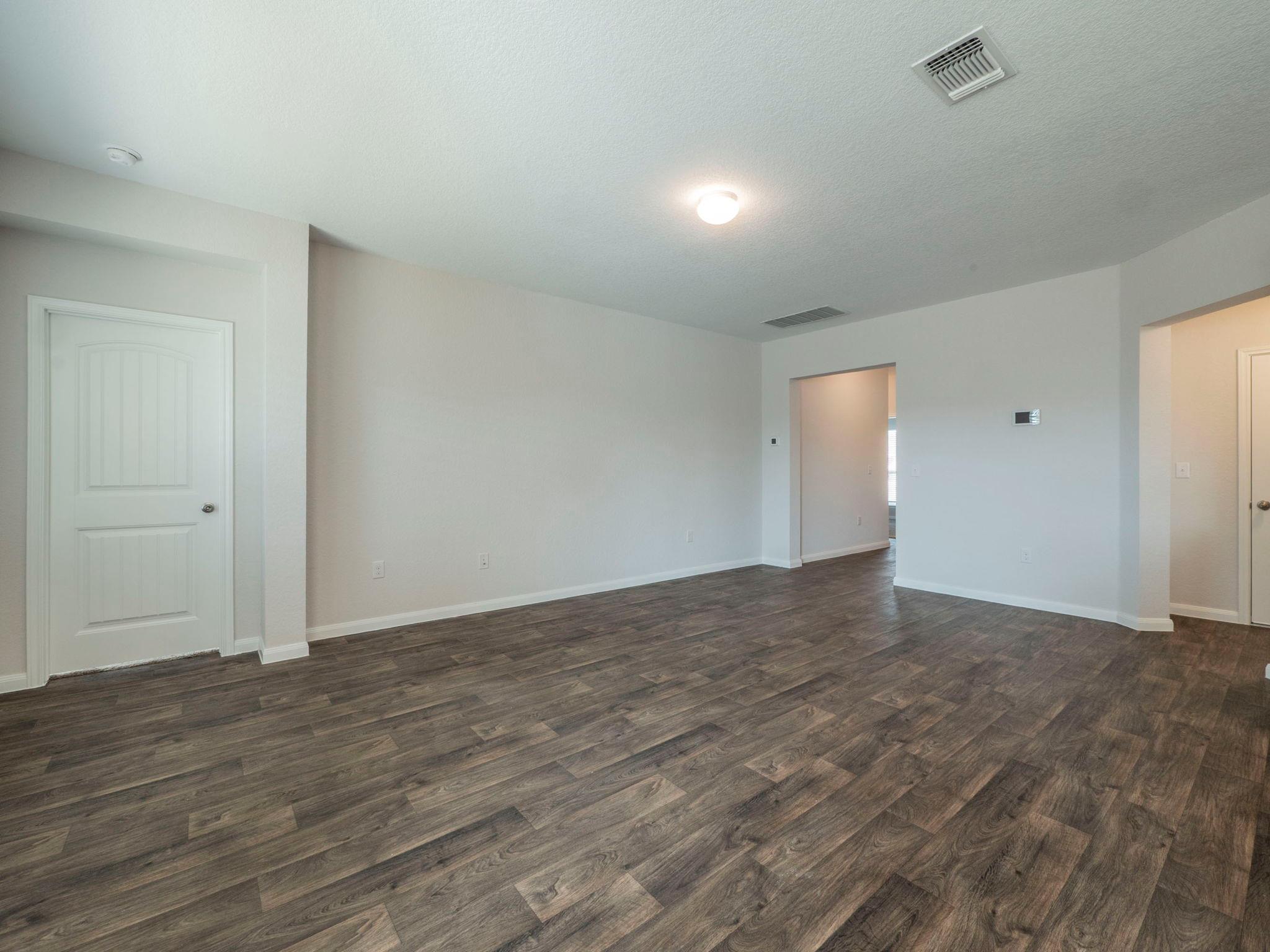 508 Marimoor Dr, Hutto, TX 78634