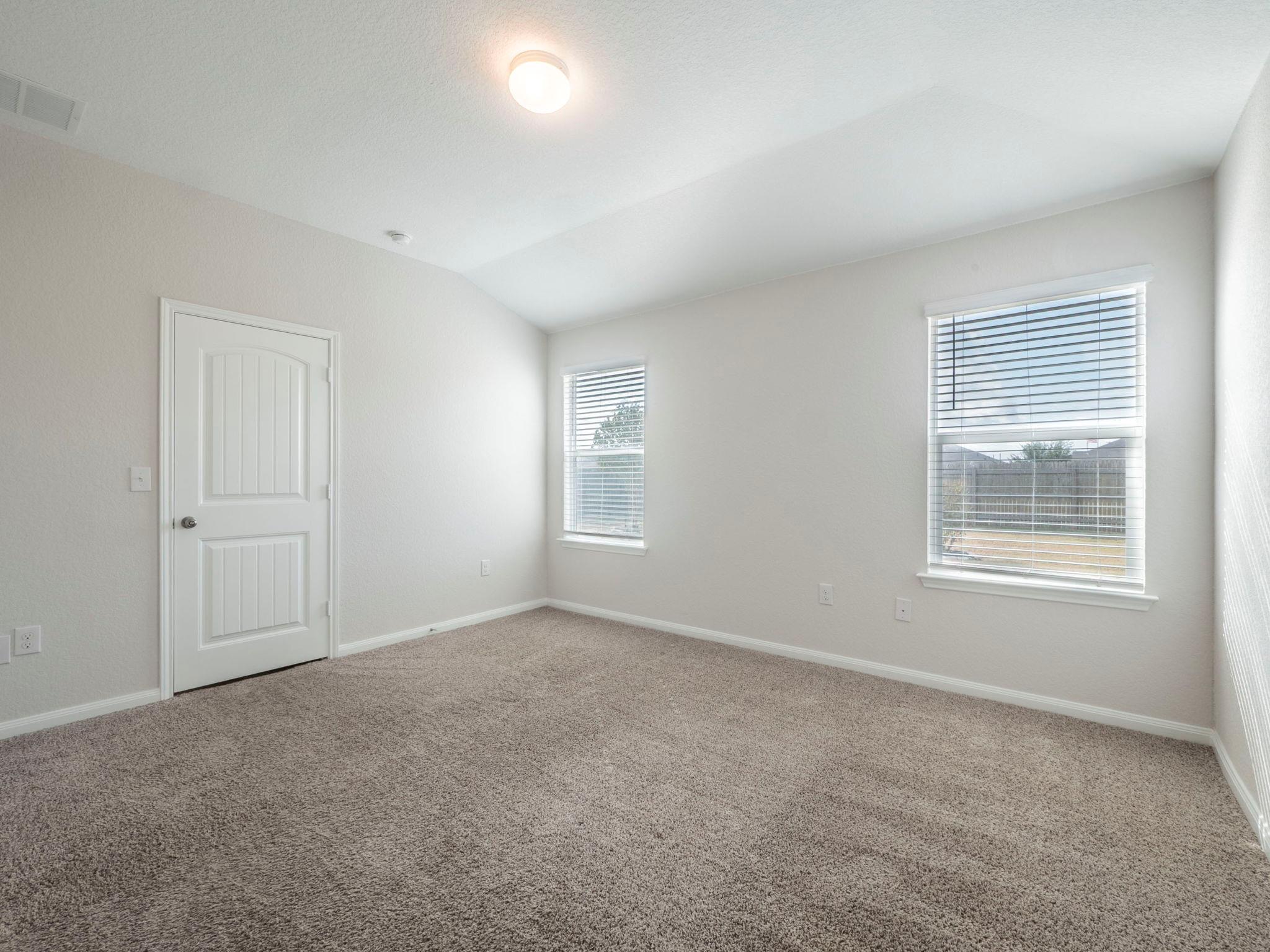 508 Marimoor Dr, Hutto, TX 78634