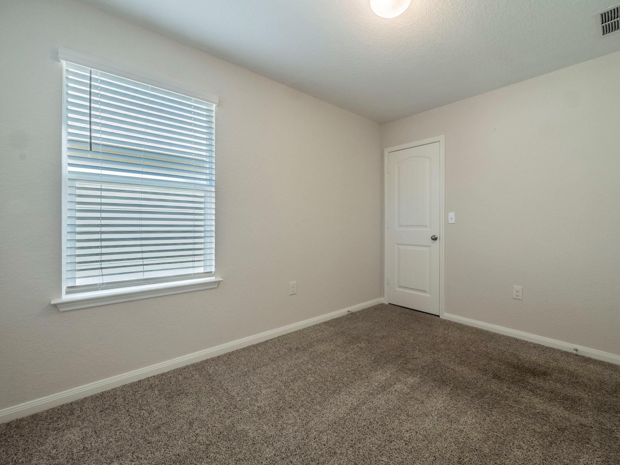 508 Marimoor Dr, Hutto, TX 78634