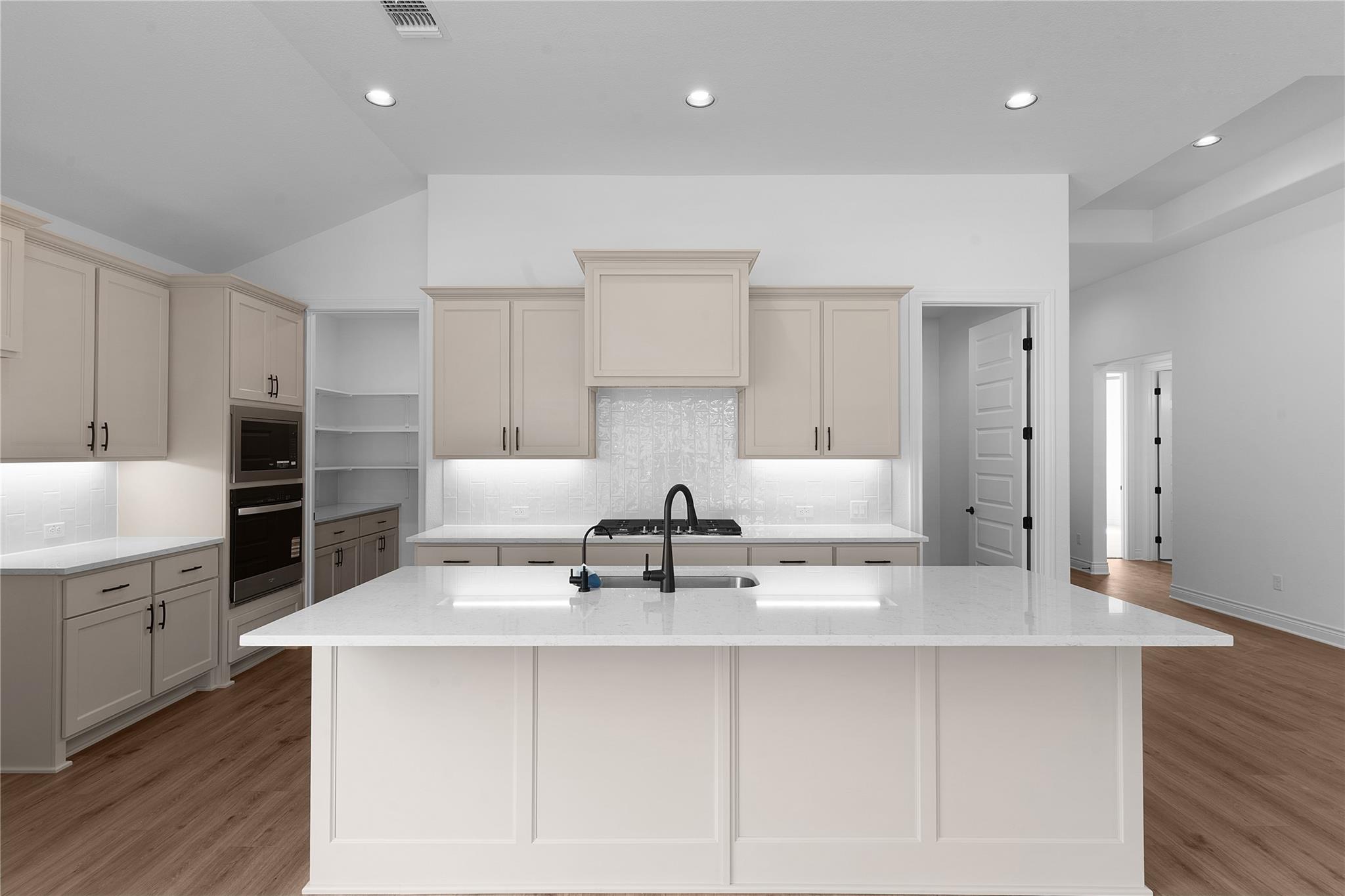 184 William Hersee Dr, Bastrop, TX 78602