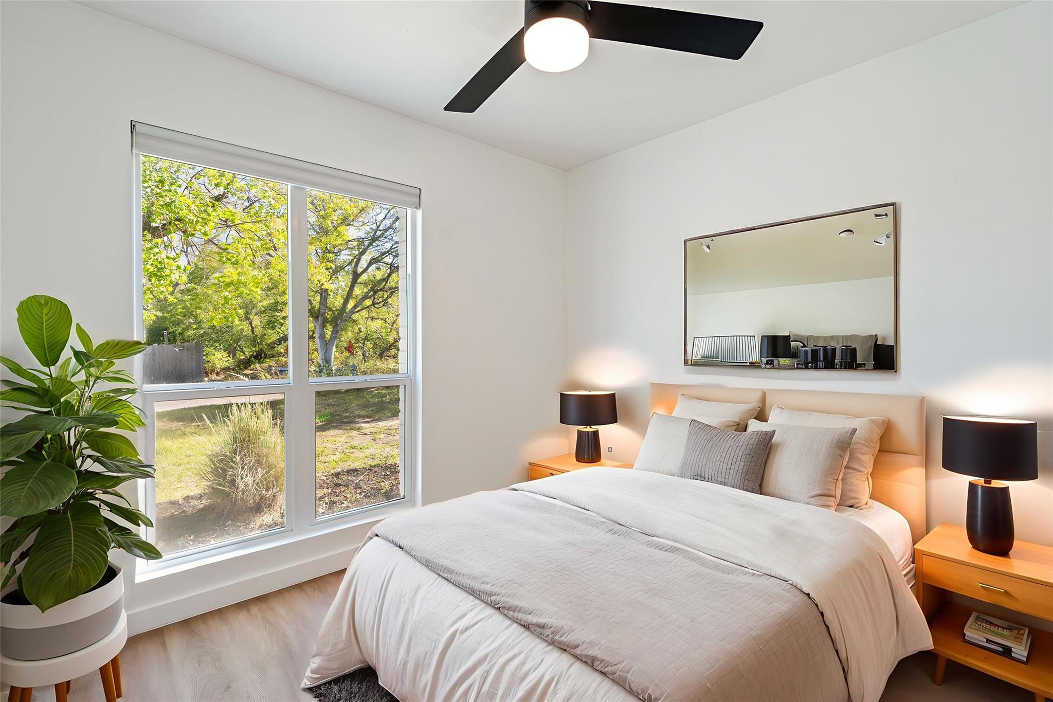 5200 King Charles Dr, Austin, TX 78724