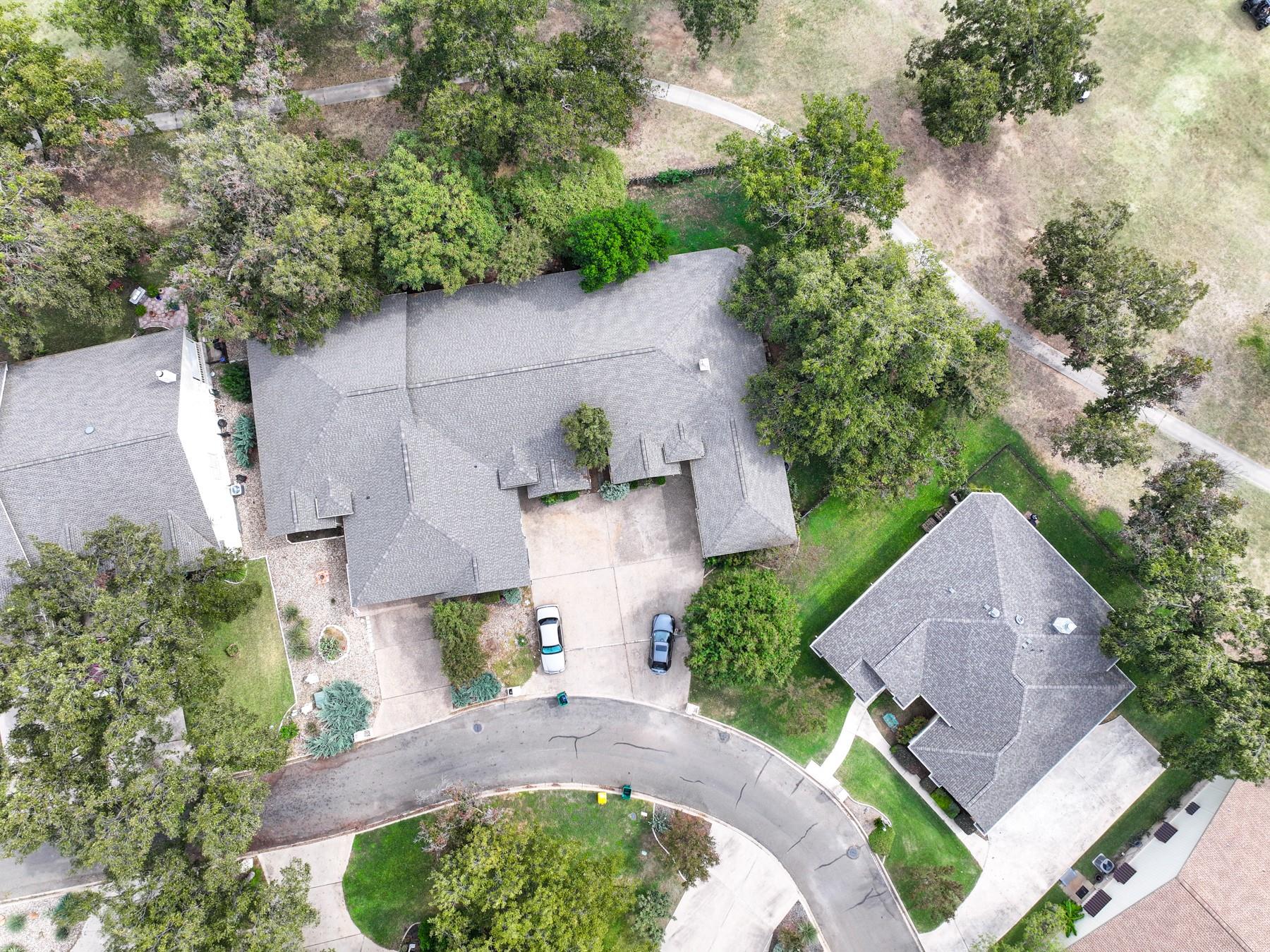 21 Augusta Dr, Meadowlakes, TX 78654