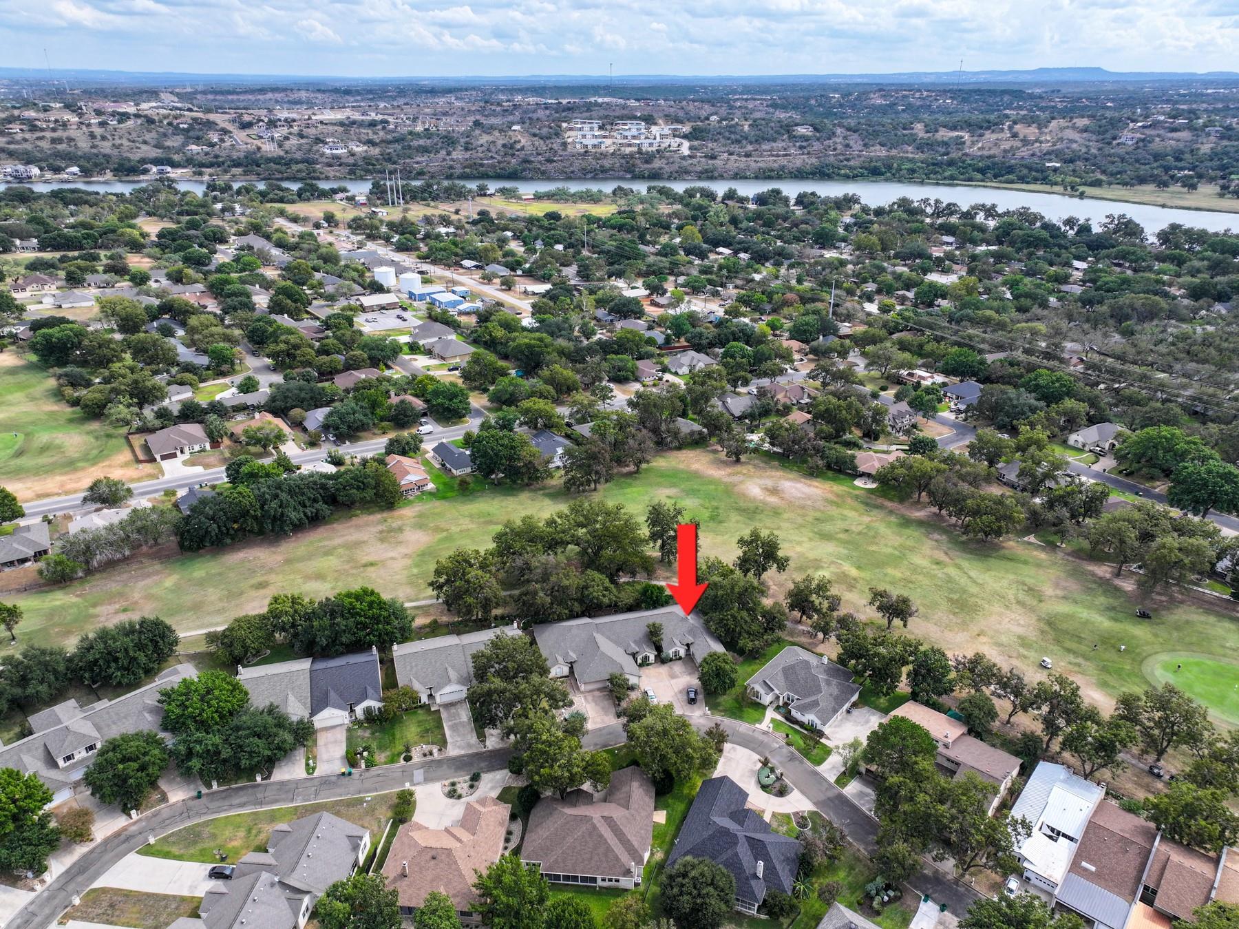 21 Augusta Dr, Meadowlakes, TX 78654