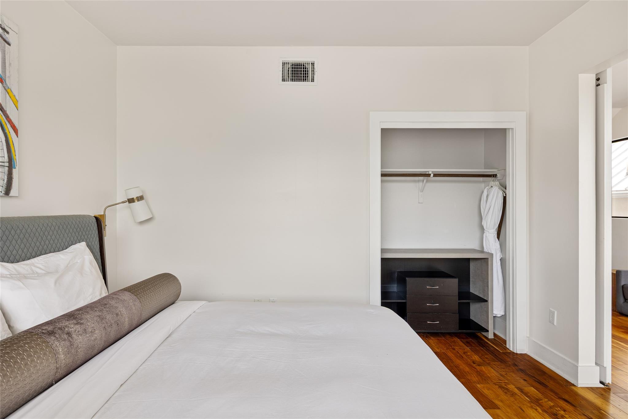 1103 E 12th St, Austin, TX 78702