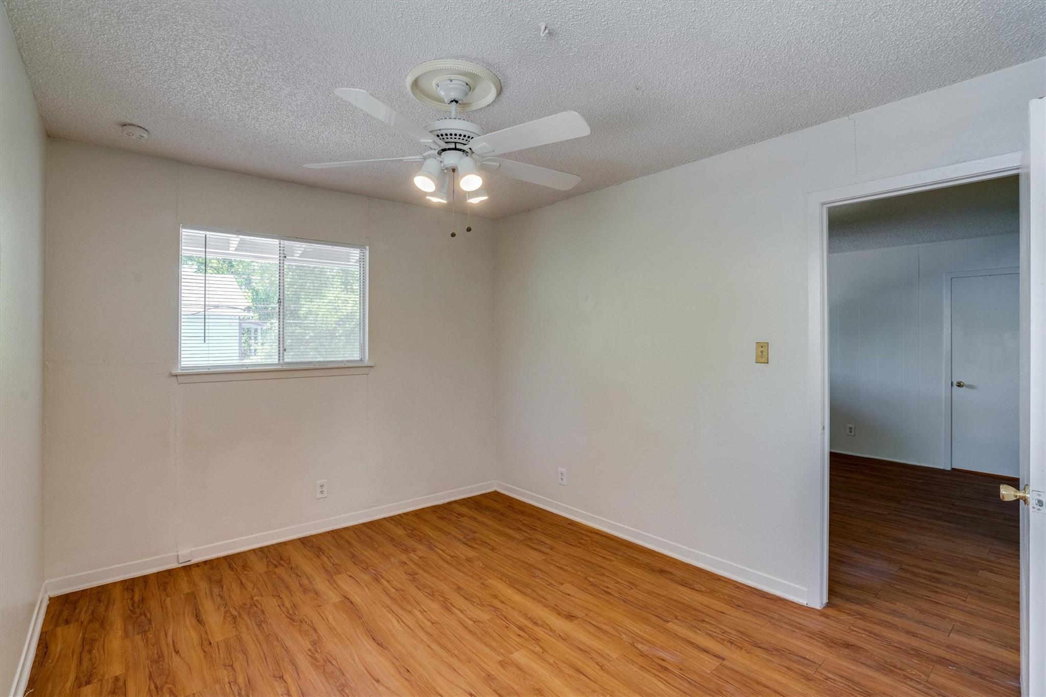 3707 Tom Green St # 8, Austin, TX 78705