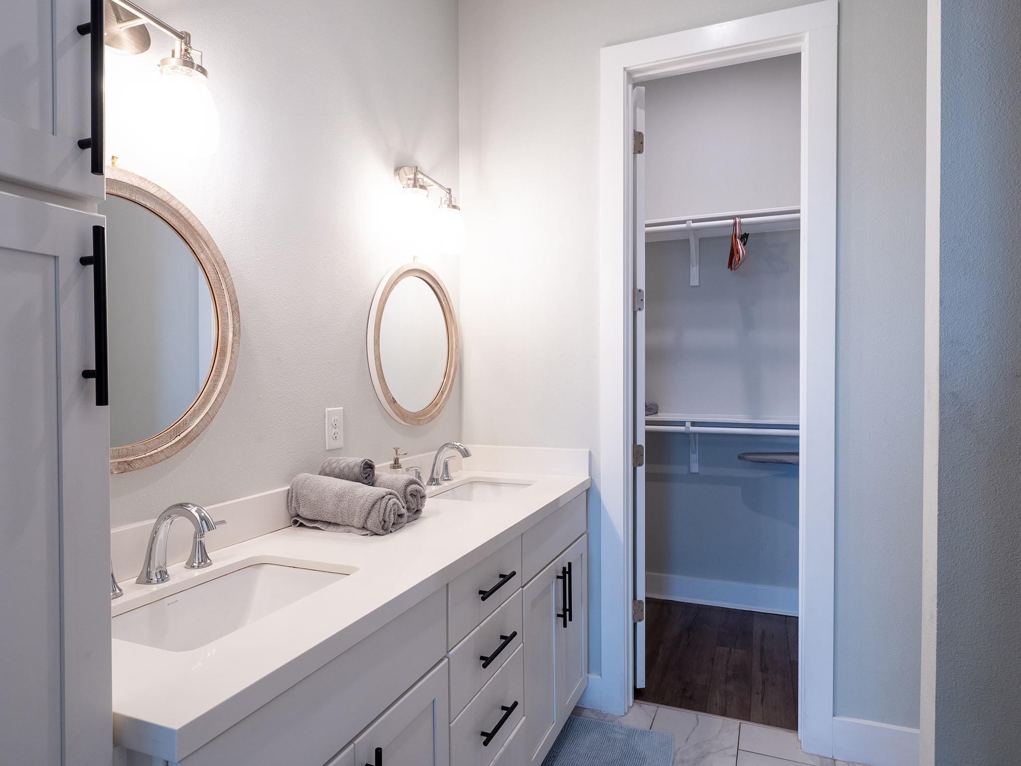 4507 E Martin Luther King Jr. Blvd # 123, Austin, TX 78721