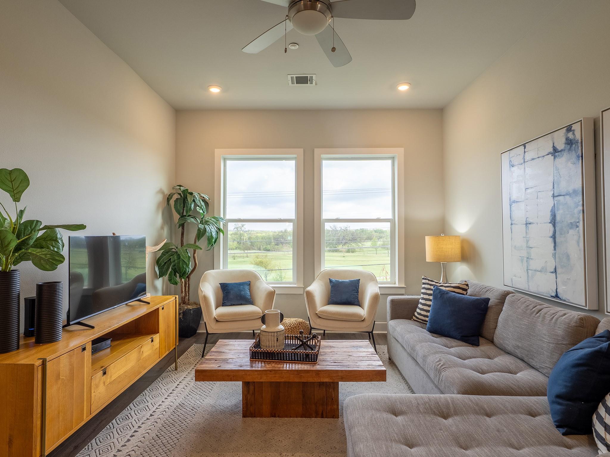 4507 E Martin Luther King Jr. Blvd # 123, Austin, TX 78721