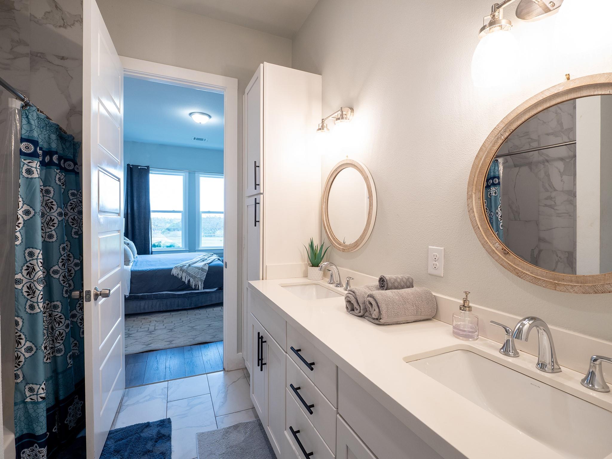 4507 E Martin Luther King Jr. Blvd # 123, Austin, TX 78721