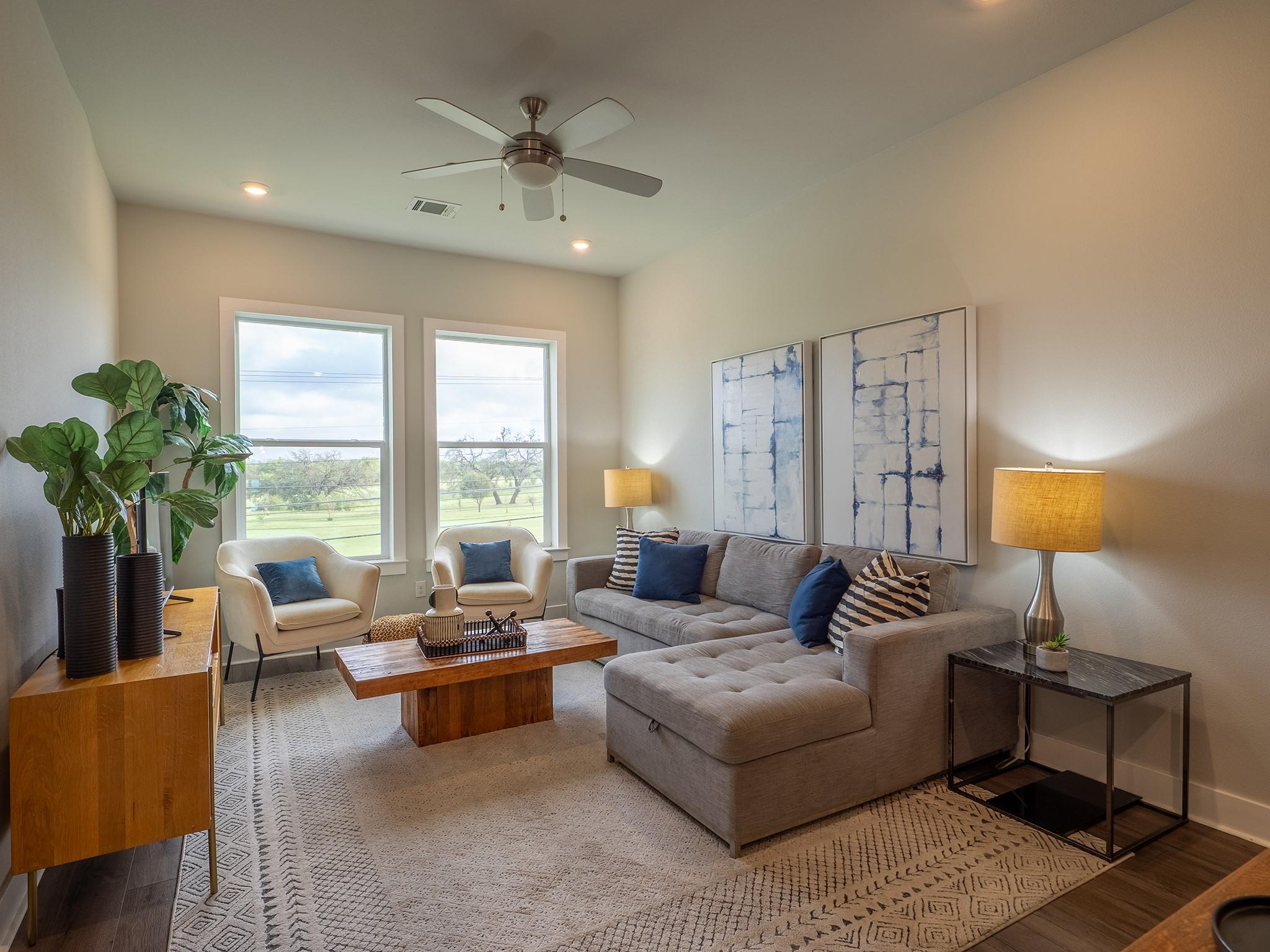 4507 E Martin Luther King Jr. Blvd # 123, Austin, TX 78721