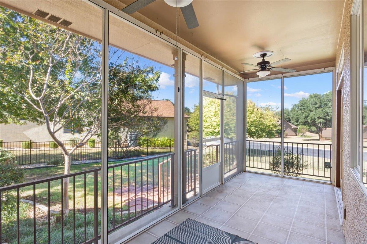 107 Rain Lily Ln, Georgetown, TX 78633