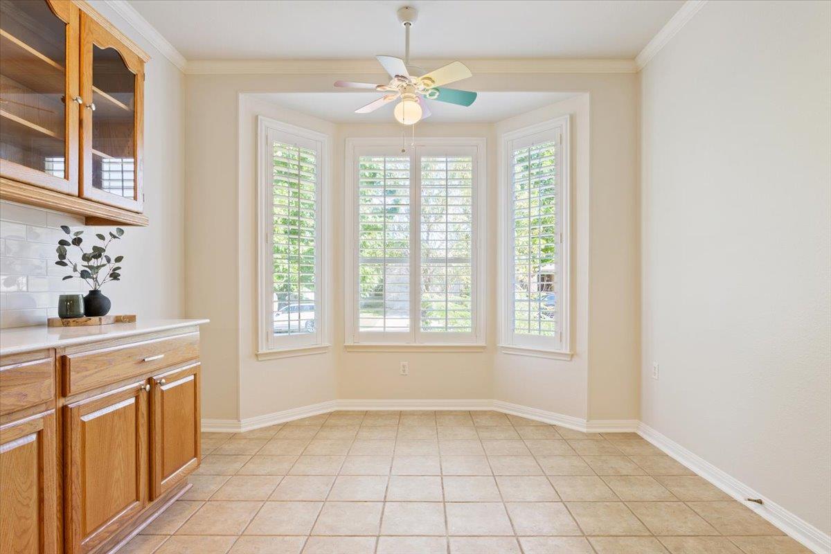 107 Rain Lily Ln, Georgetown, TX 78633