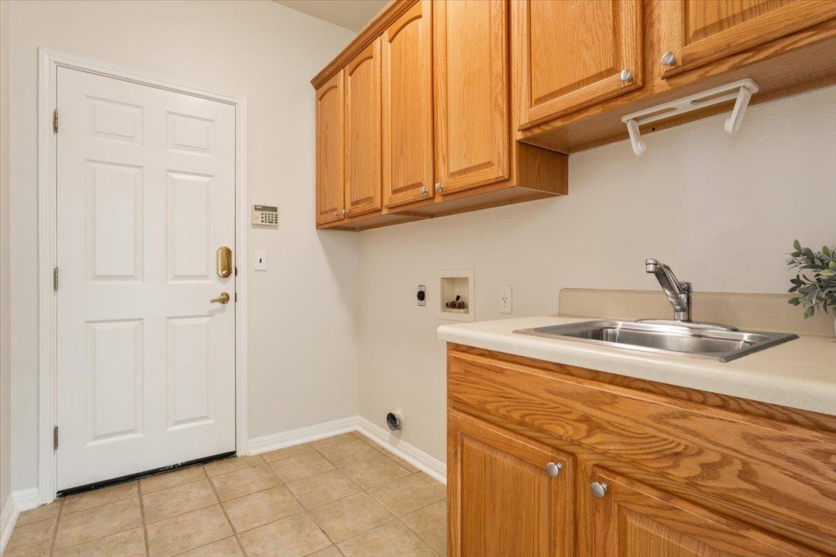 107 Rain Lily Ln, Georgetown, TX 78633