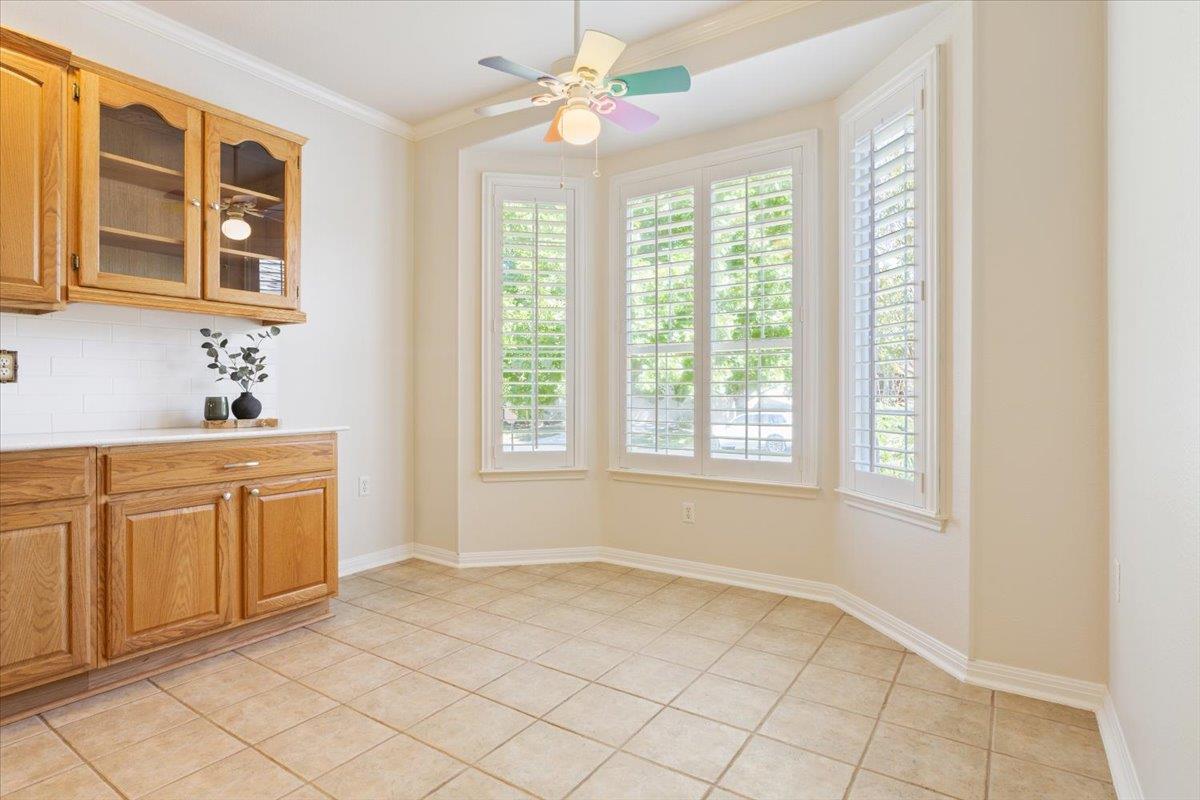 107 Rain Lily Ln, Georgetown, TX 78633