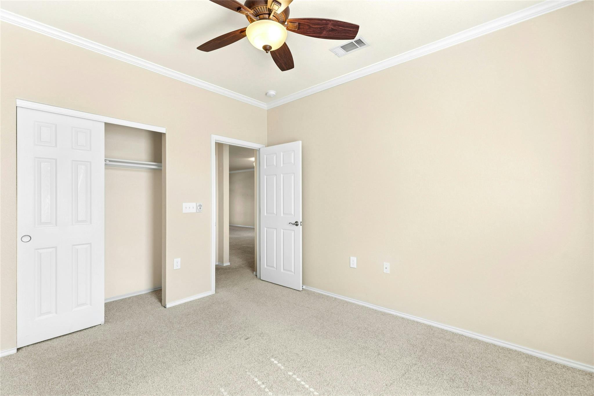 215 Bonham Loop, Georgetown, TX 78633