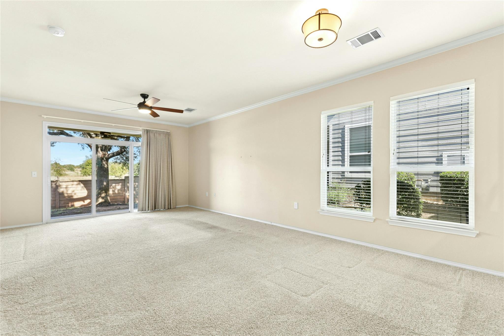 215 Bonham Loop, Georgetown, TX 78633