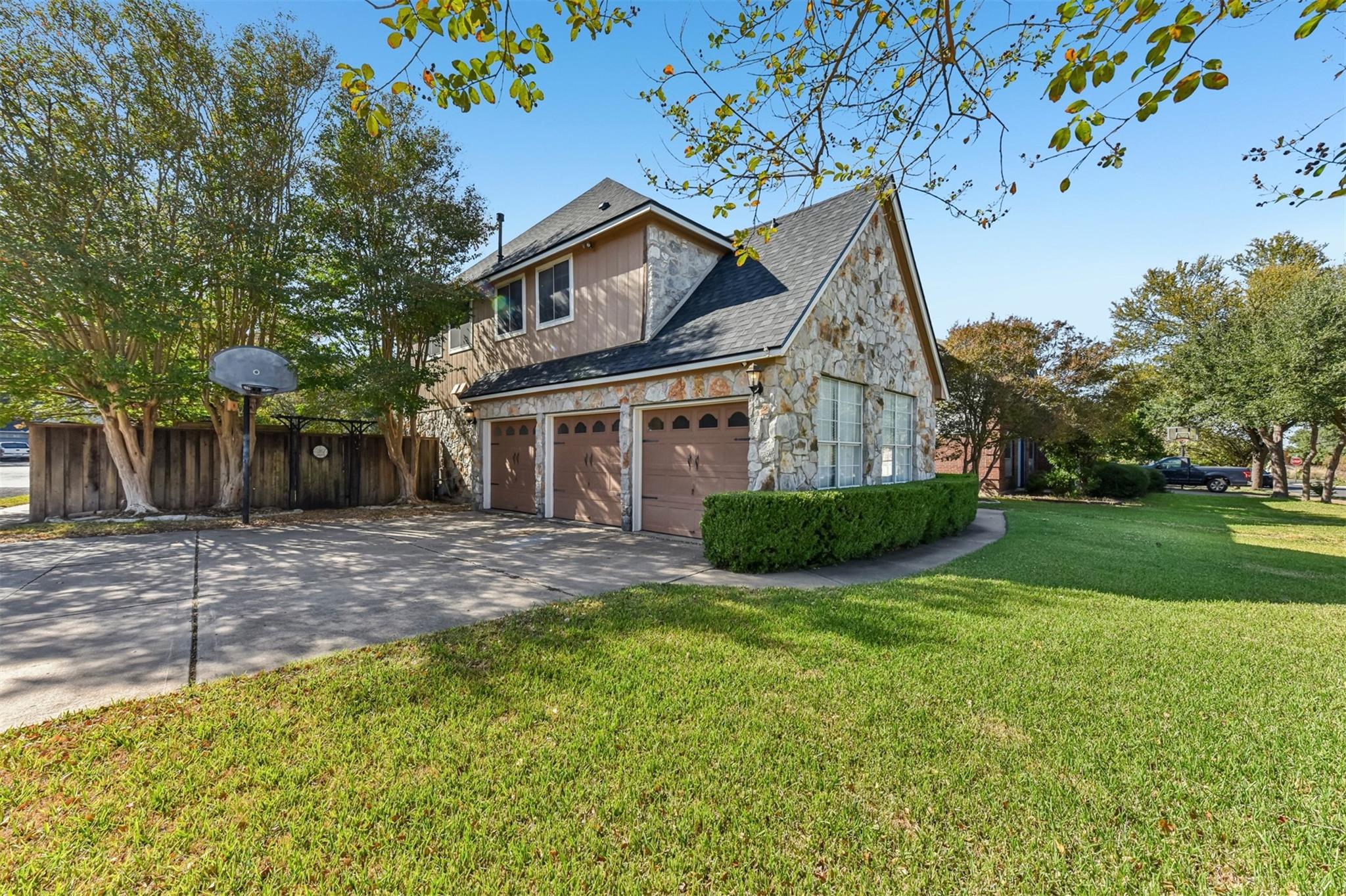 13264 Darwin Ln, Austin, TX 78729