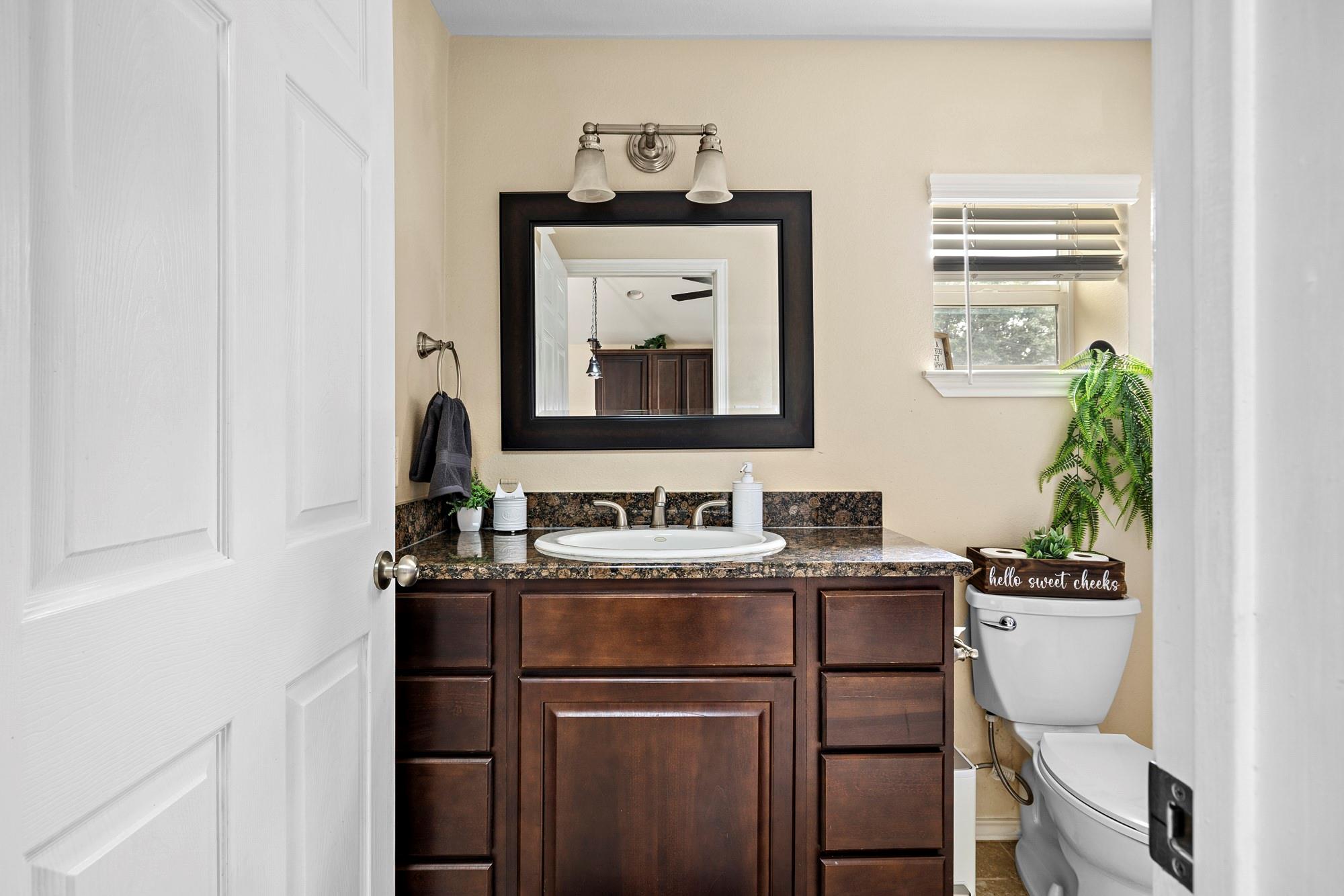 75 Pedernales St, Austin, TX 78702