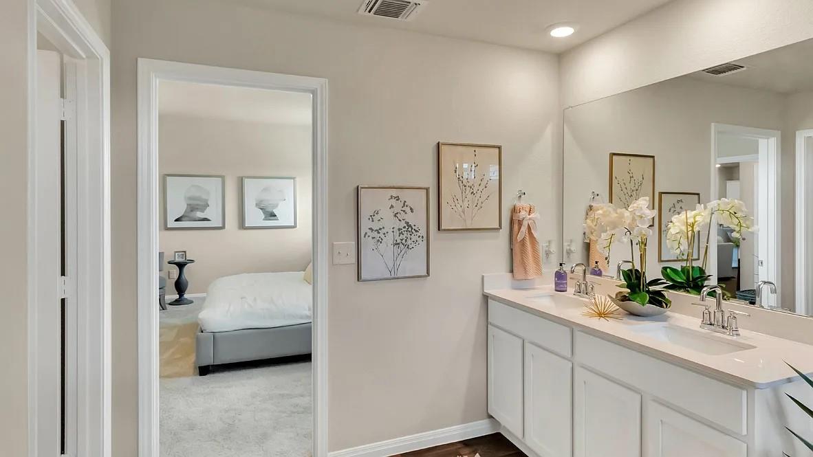 1921 Marlin Spike Dr, Leander, TX 78641