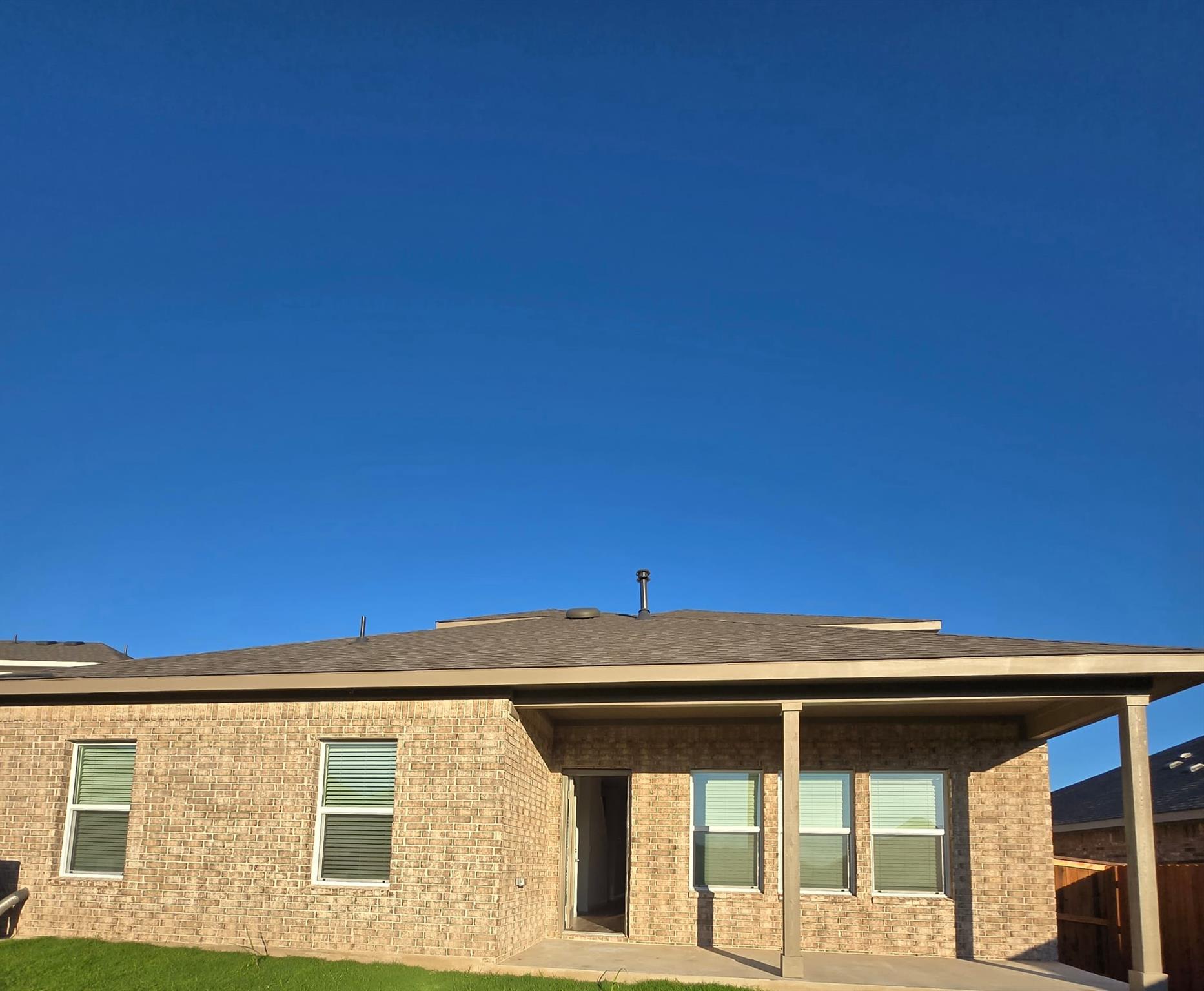 1921 Marlin Spike Dr, Leander, TX 78641
