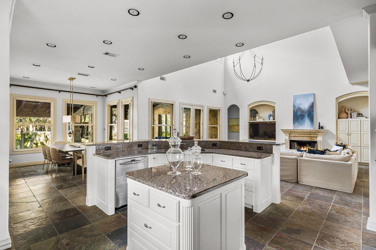 5902 Saratoga Cv, Austin, TX 78746