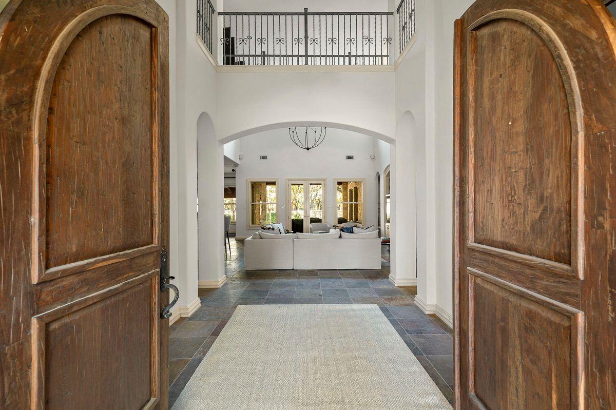 5902 Saratoga Cv, Austin, TX 78746