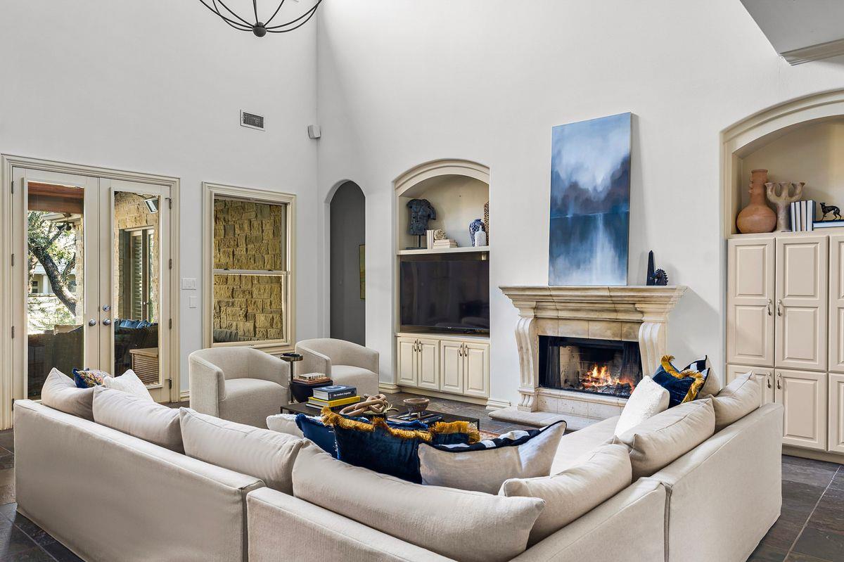 5902 Saratoga Cv, Austin, TX 78746