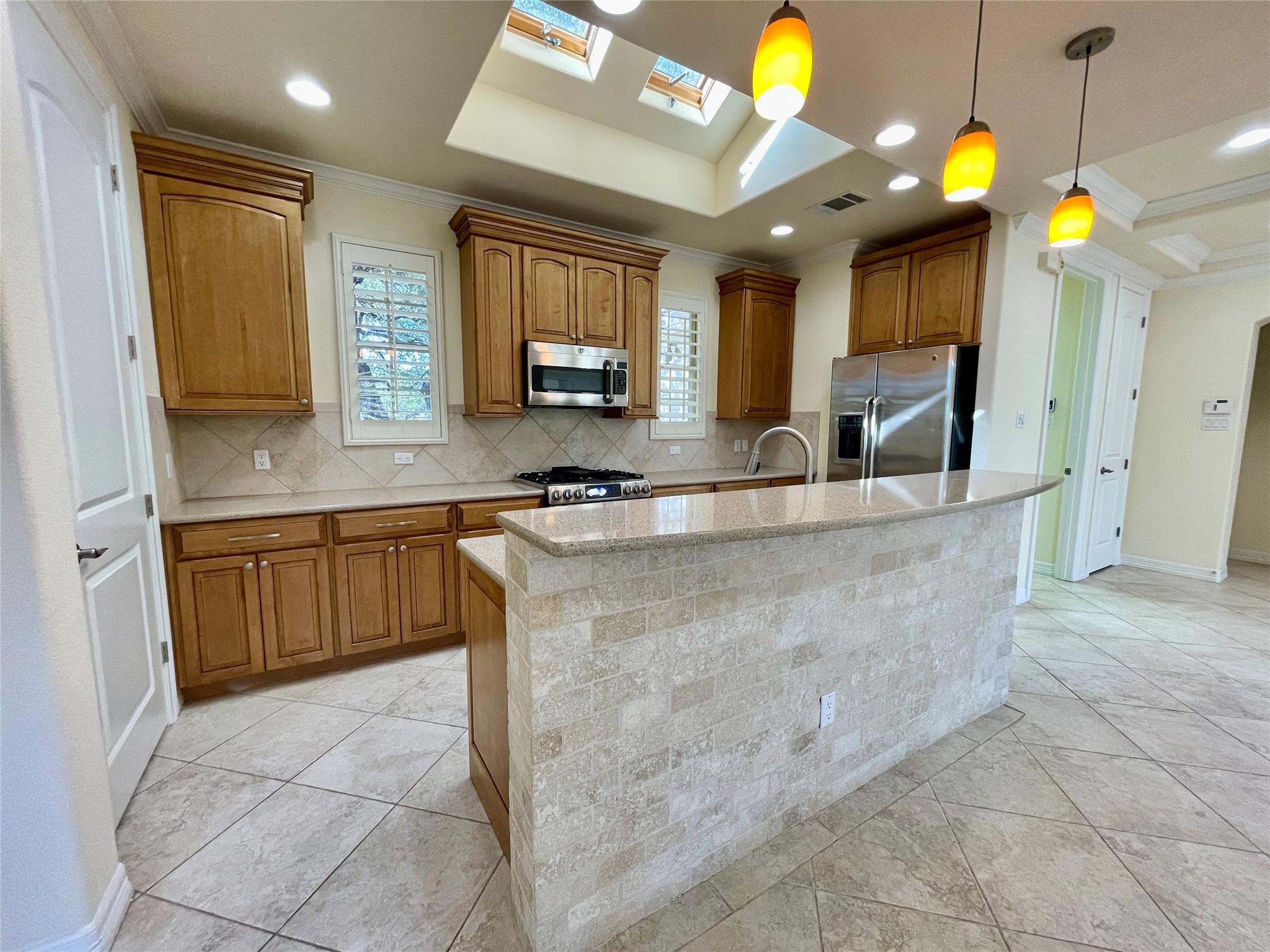 20603 Highland Lake Loop, Lago Vista, TX 78645