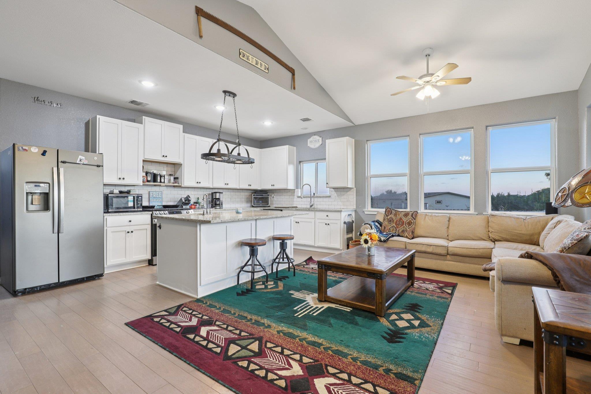 718 Chip Shot Cir, Spring Branch, TX 78070