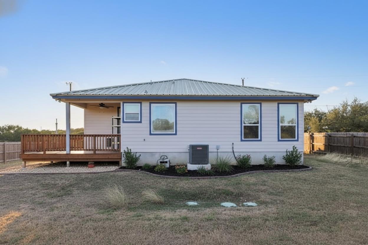 718 Chip Shot Cir, Spring Branch, TX 78070