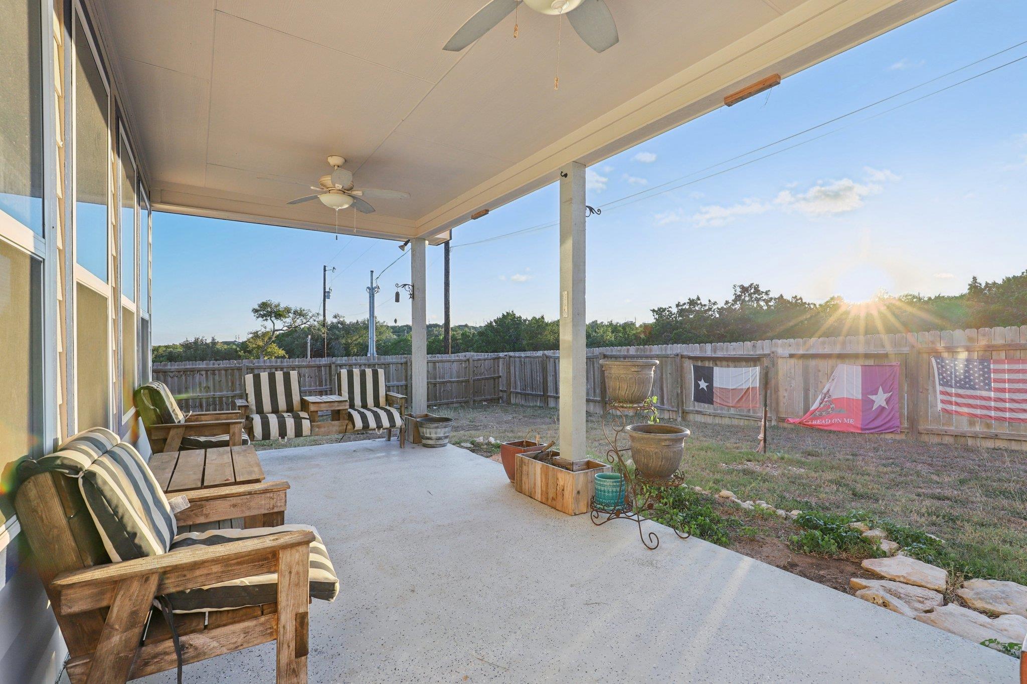 718 Chip Shot Cir, Spring Branch, TX 78070