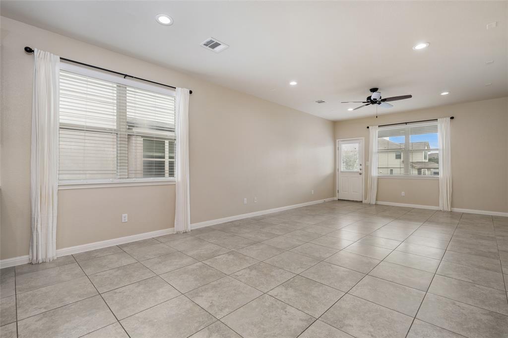 356 Quarry Ln, Liberty Hill, TX 78642