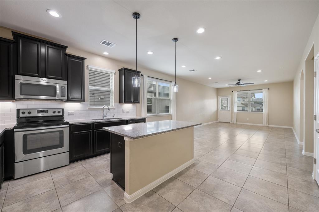 356 Quarry Ln, Liberty Hill, TX 78642