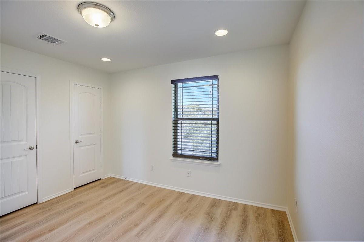 6800 Sunderland Trl, Austin, TX 78747