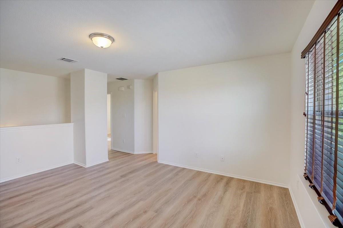 6800 Sunderland Trl, Austin, TX 78747