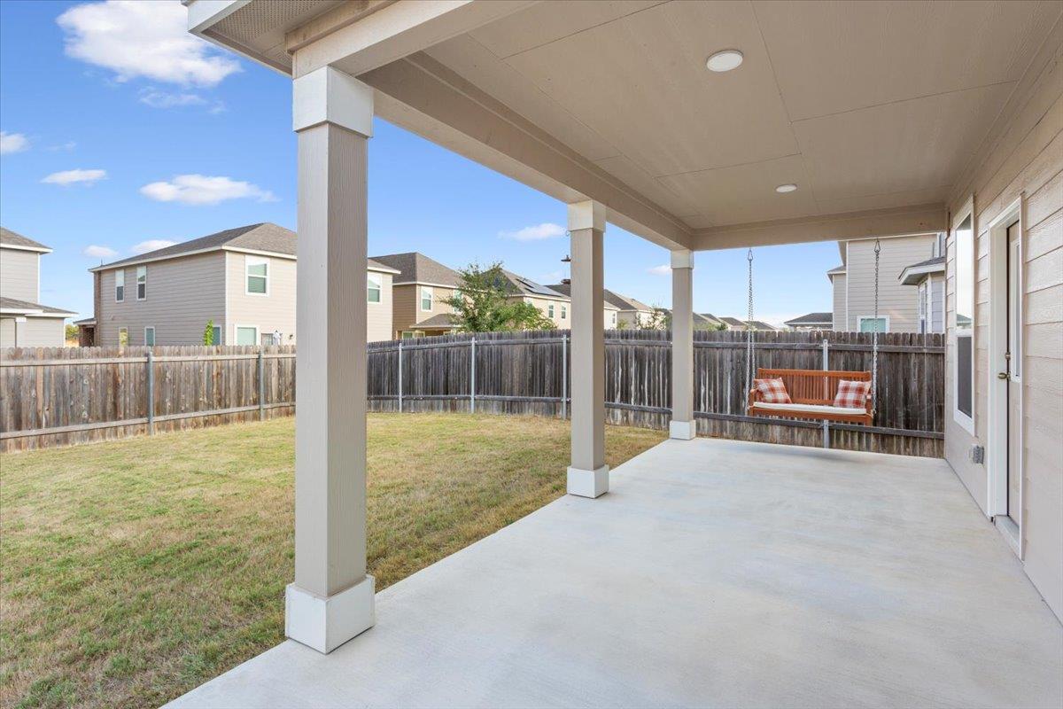 1005 Brambles Dr, Georgetown, TX 78626