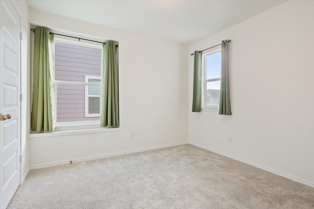 1005 Brambles Dr, Georgetown, TX 78626