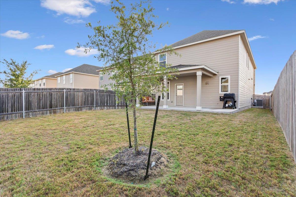 1005 Brambles Dr, Georgetown, TX 78626