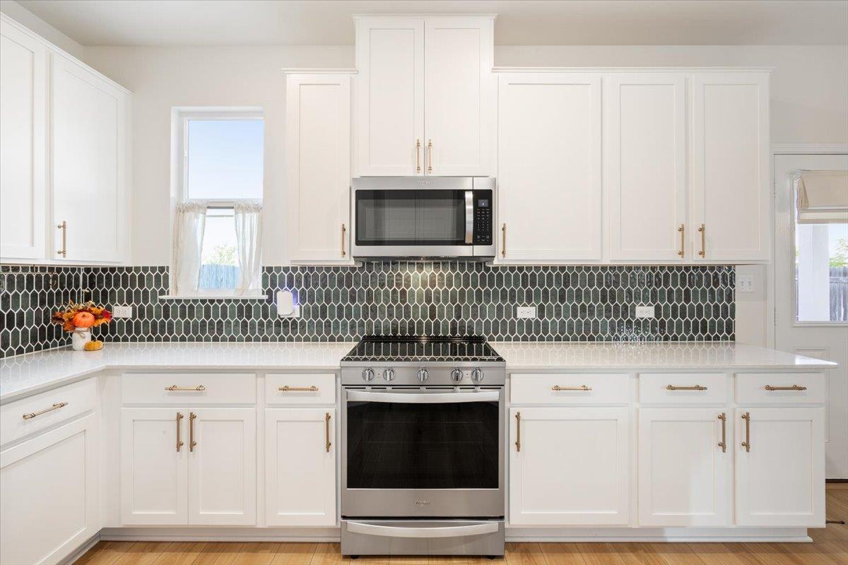 1005 Brambles Dr, Georgetown, TX 78626