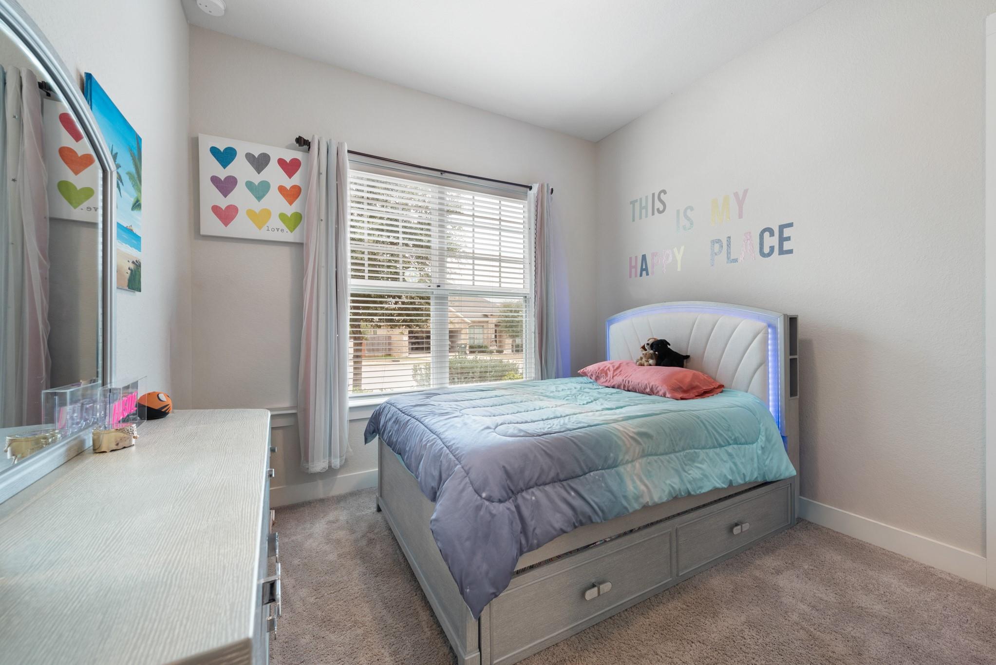 216 Emerald Garden Rd, San Marcos, TX 78666